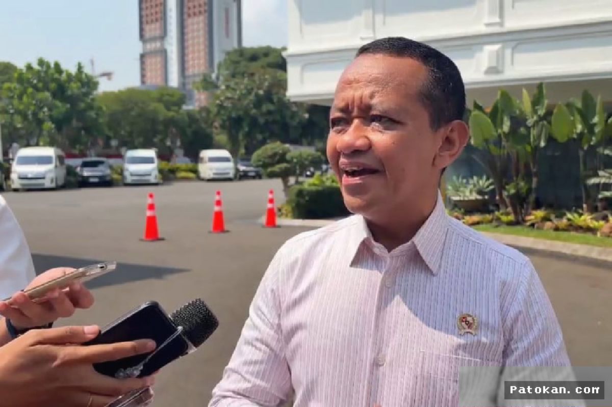 JAKARTA — Bahlil Siapkan Aturan Baru Pembelian BBM Subsidi
