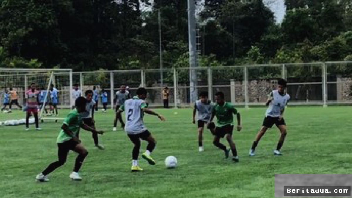 MIMIKA — Papua Football Academy Cetak Generasi Baru Sepak Bola Indonesia