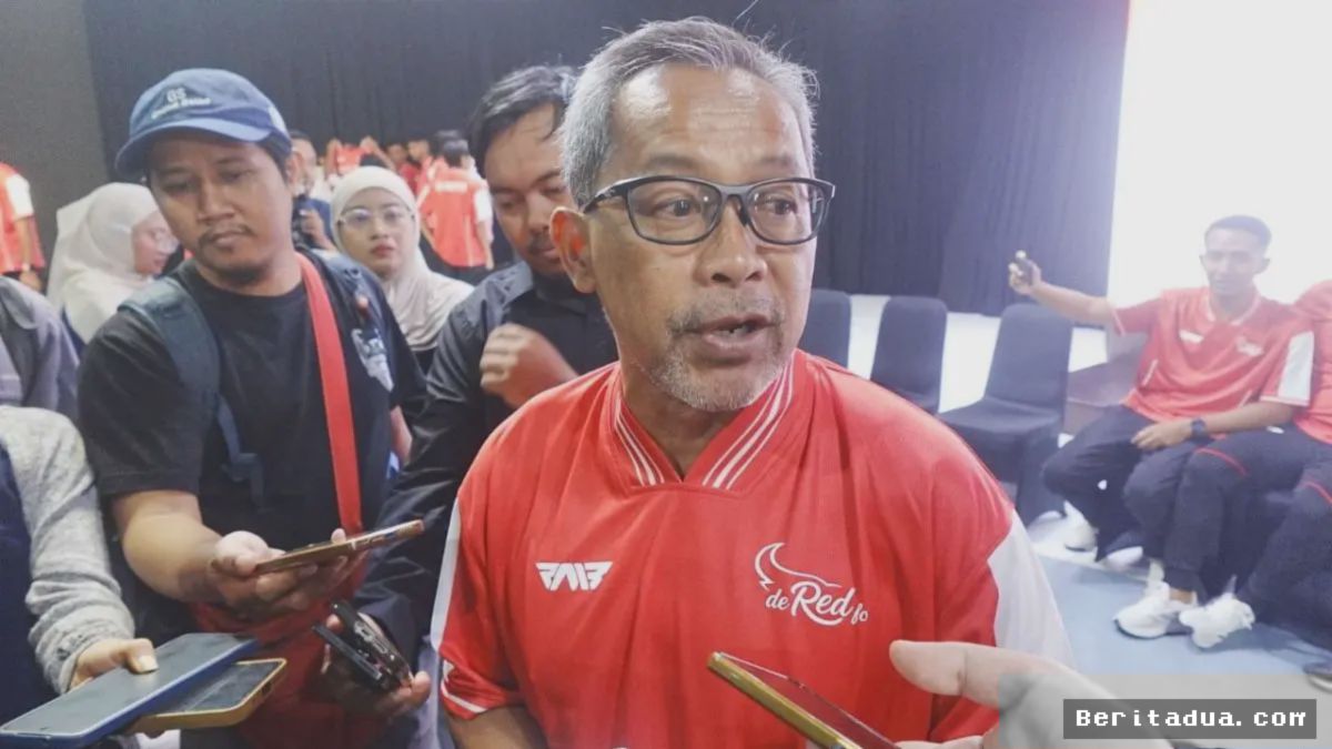 Aji Santoso Siap Orbitkan Pemain Muda Bersama De Red FC