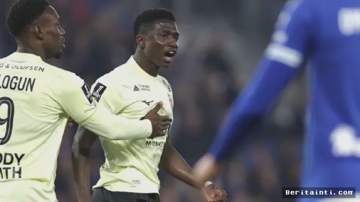 STRASBOURG — Lamine Camara Bawa AS Monaco Bungkam Strasbourg di Ligue 1