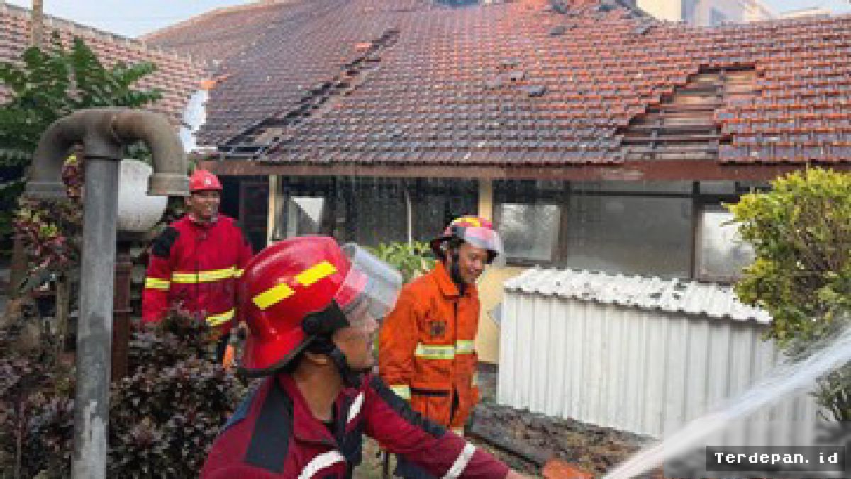 MALANG — Kebakaran RS Saiful Anwar Picu Kerugian Rp900 Juta