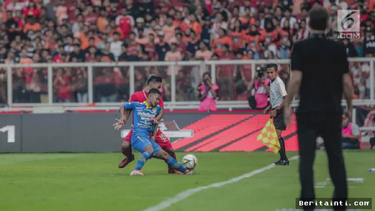 JAKARTA — Persib Tahan Imbang Persija 1-1 di GBK