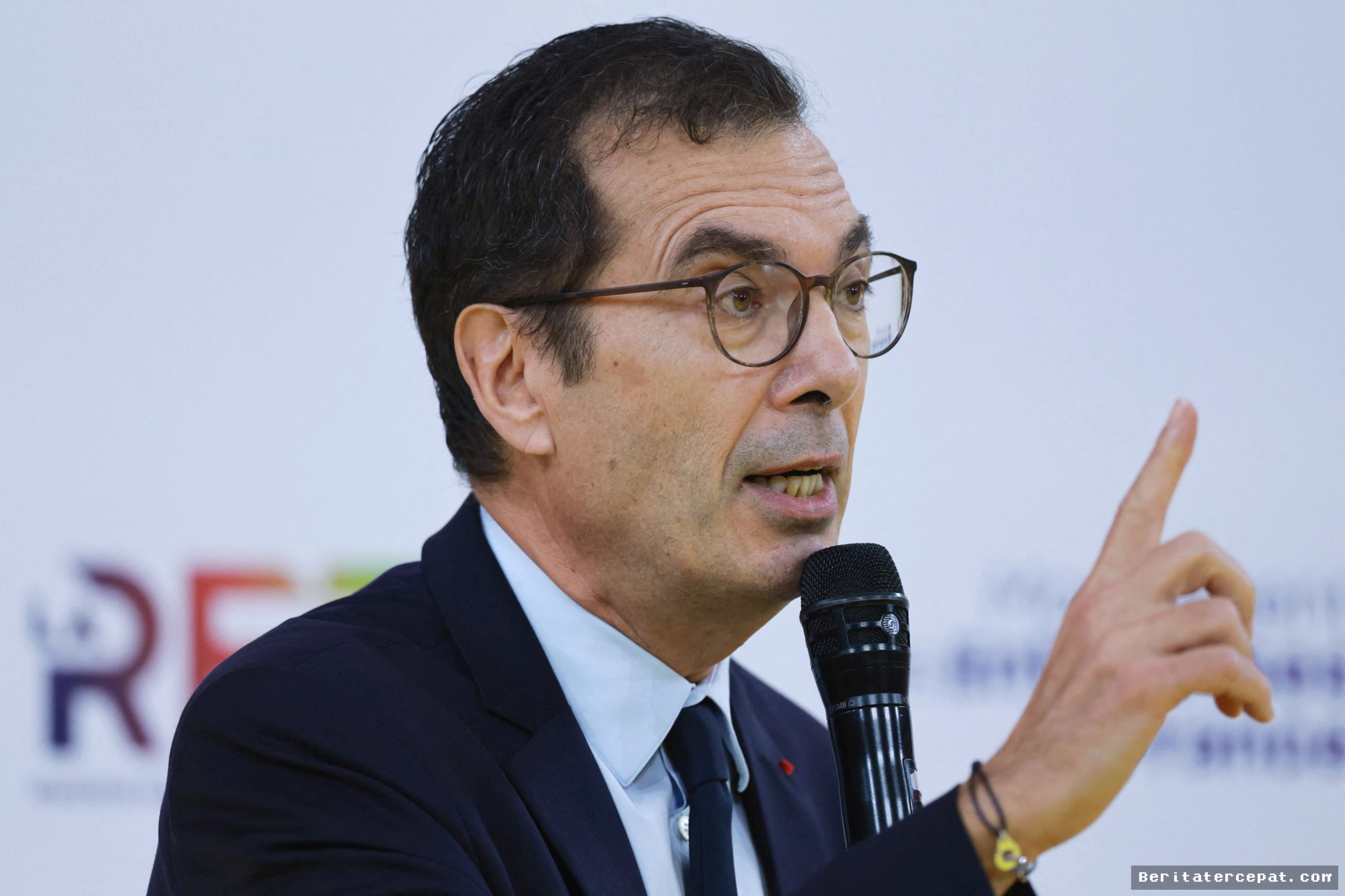 PARIS — Prancis Pertimbangkan Pangkas Anggaran Pensiun Demi Hemat 30 Miliar Euro