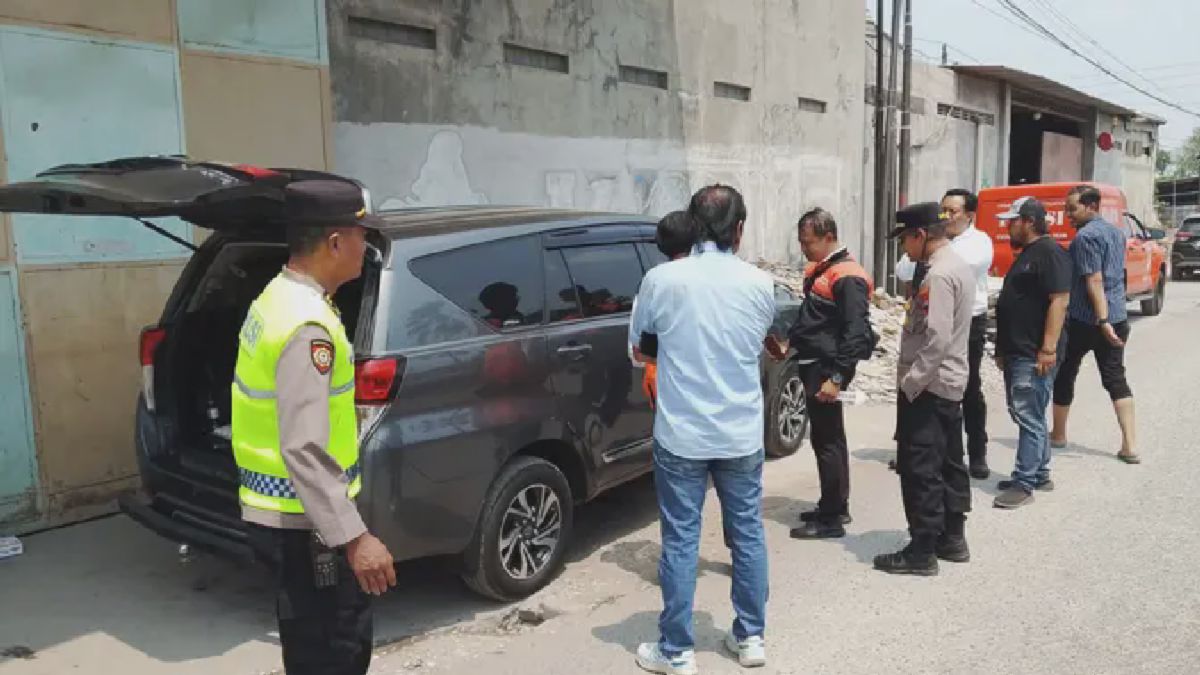 Pencuri Modus Ban Kempes Beraksi di Depan Gudang Keramik Kudus
