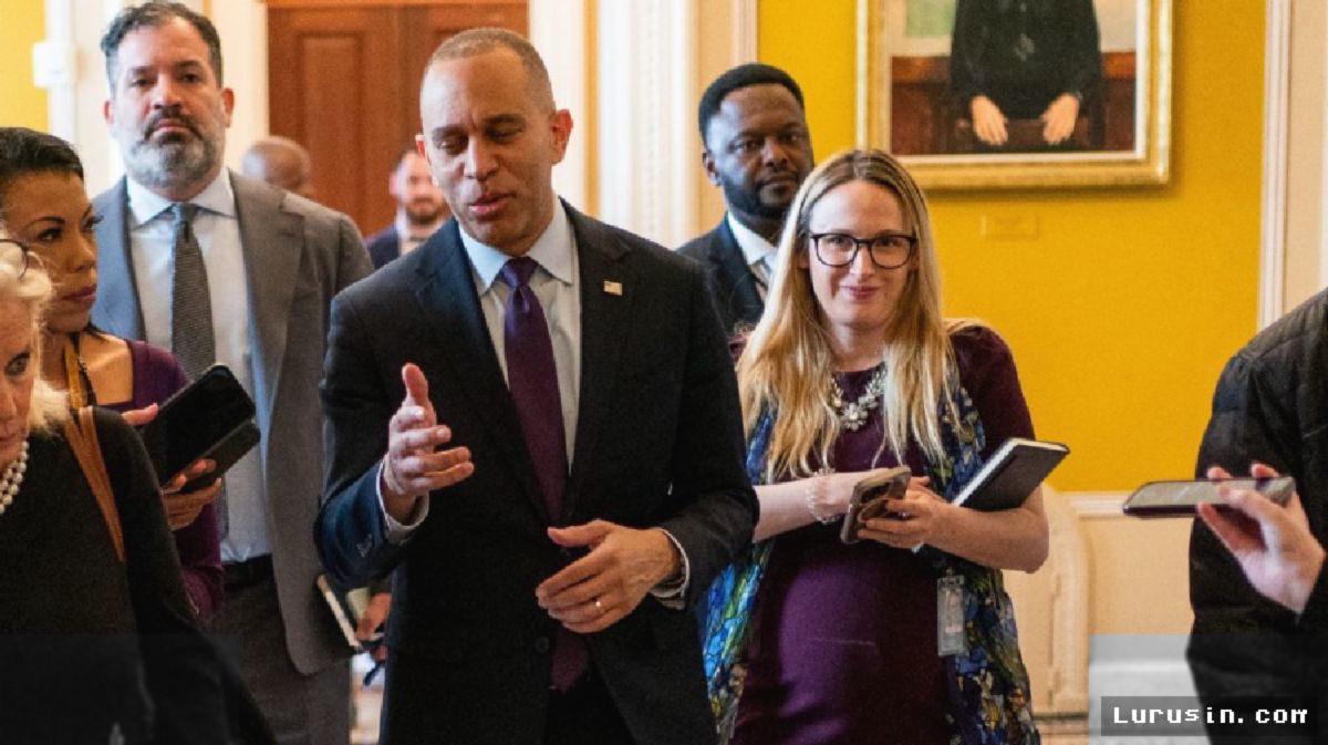 Washington — Christiana Stephenson Perkuat Strategi Komunikasi Politik Hakeem Jeffries