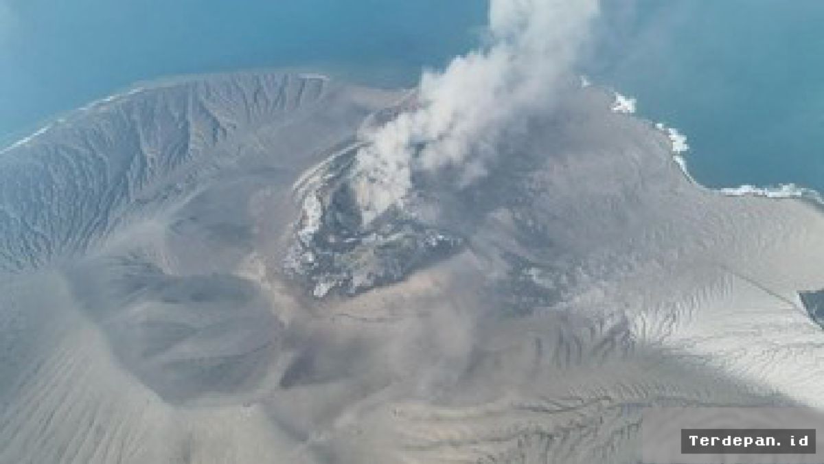 Dentuman Anak Krakatau Capai Bandung Akibat Fenomena Akustik Atmosfer