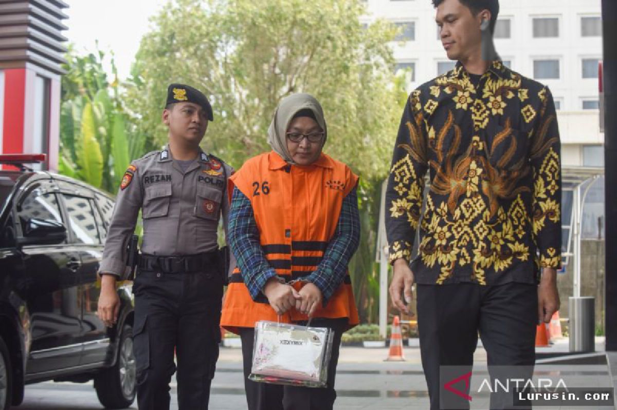 KPK Periksa Tiga Auditor BPK Terkait Suap Proyek Muara Enim