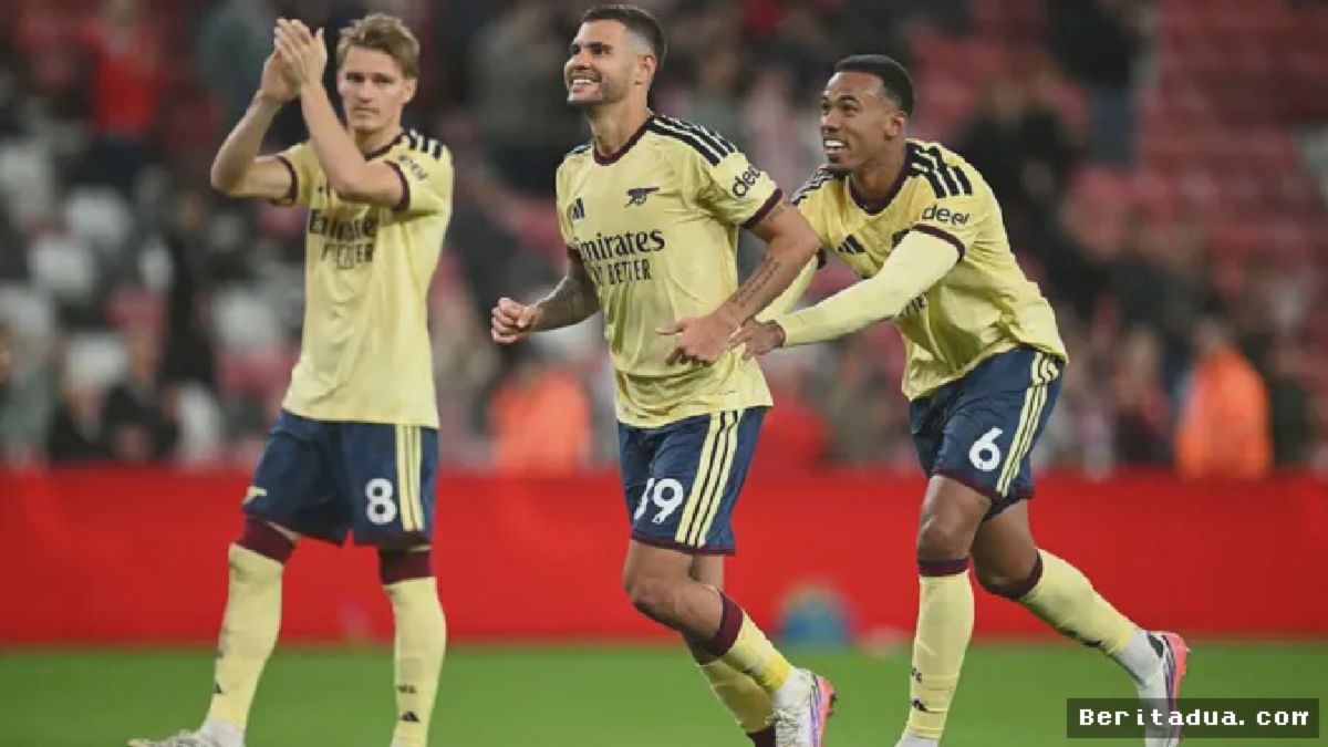 SUNDERLAND — Arsenal Tundukkan Sunderland Lewat Gol Krusial di Stadium of Light