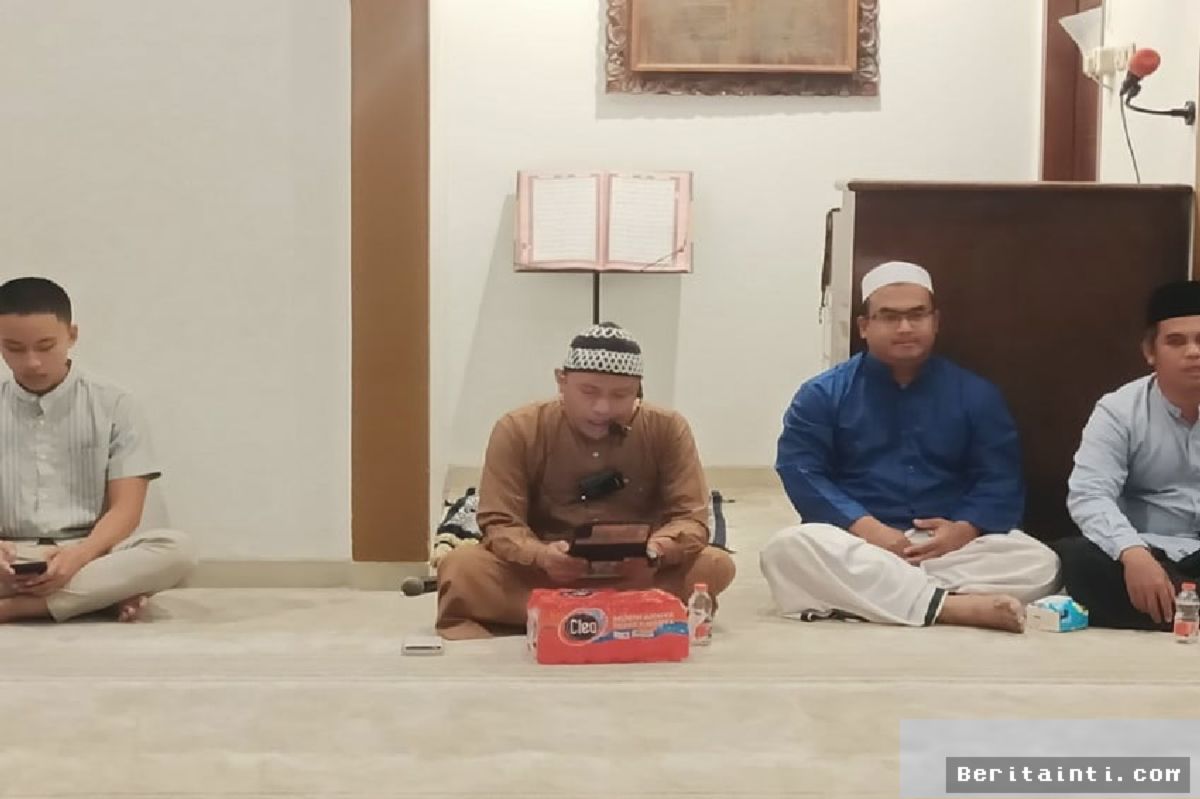Banten — Warga Gelar Doa Bersama untuk Jurnalis Hilang di Selat Sunda