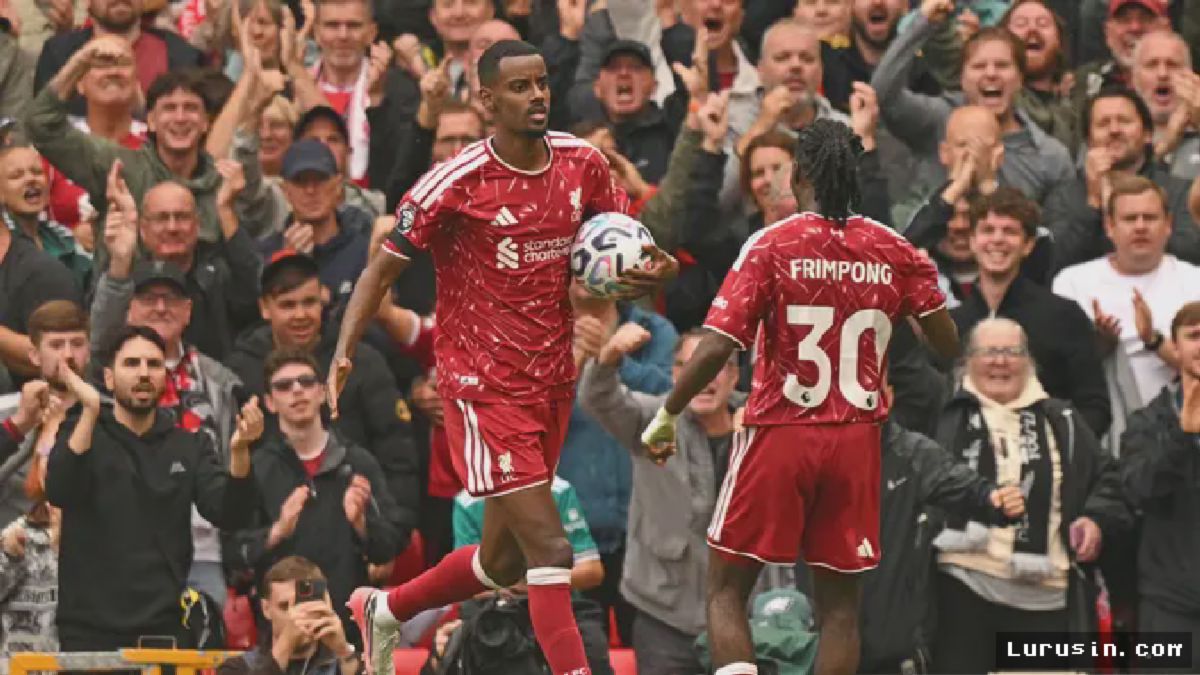 LIVERPOOL — Alexander Isak Pastikan Kemenangan Krusial Lawan Nottingham Forest