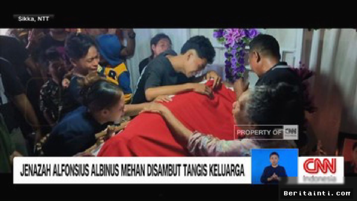 MAUMERE — Jenazah Alfonsius Korban Penembakan Papua Tiba di Rumah Duka