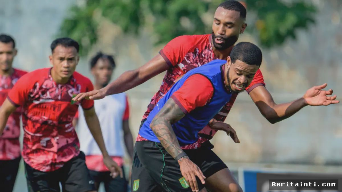 PERSEBAYA — Persebaya Gembleng Fisik Pemain Jelang Laga Kontra PSIM
