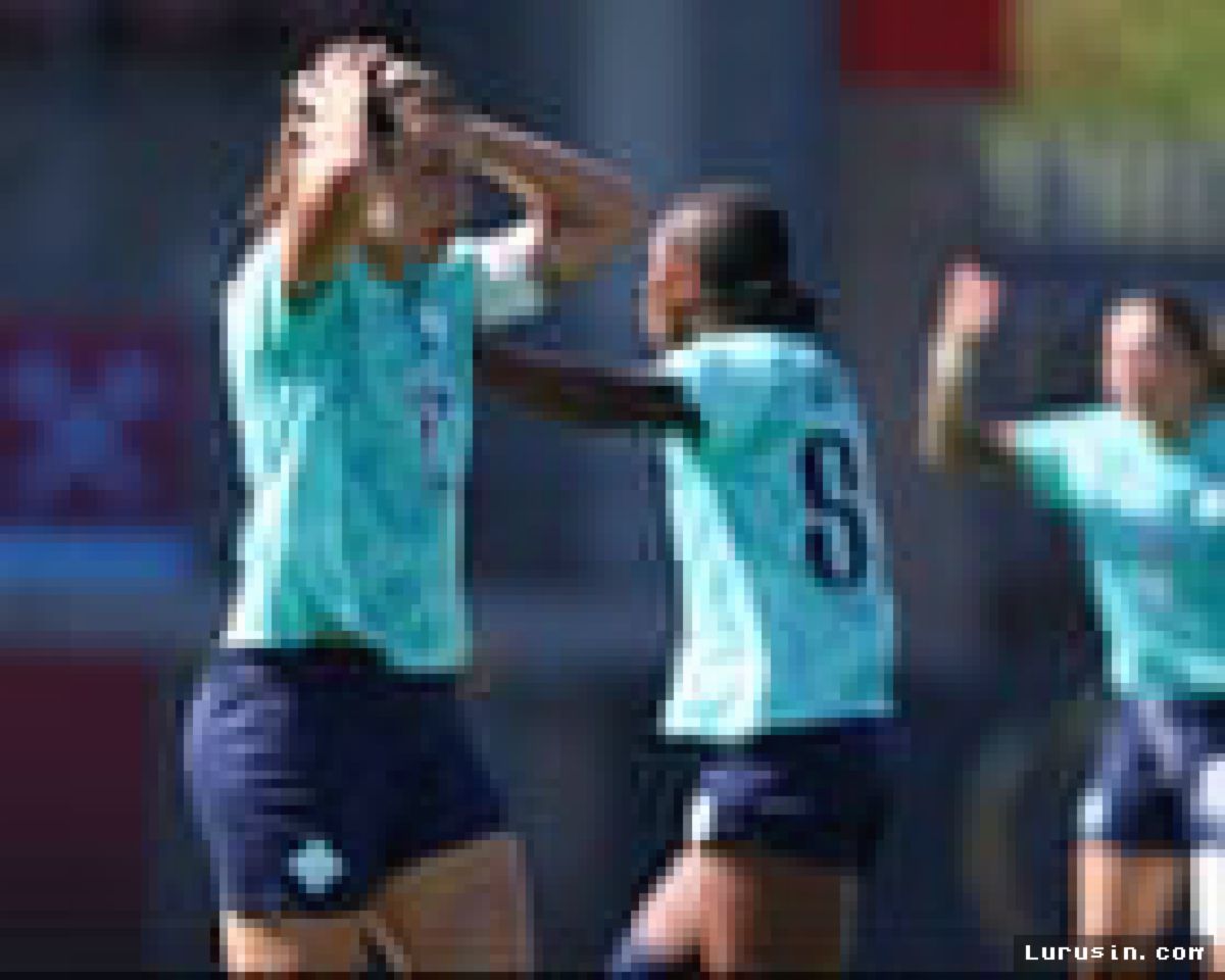 West Ham Tundukkan Skuad Bintang London City Lionesses 2-1