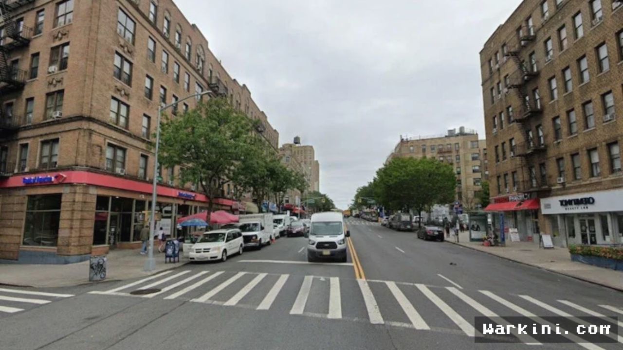 New York: Aksi Bersih Warga Sulap Kawasan Kumuh Jadi Taman Asri