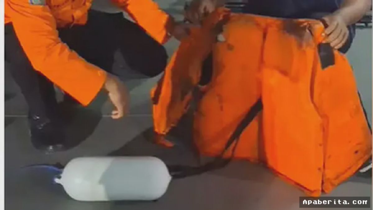 TNI AL Temukan Pelampung dan Buoy Misterius di Selat Sunda