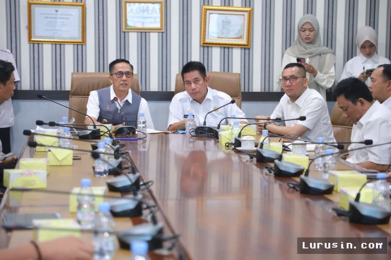 Palembang — Ratu Dewa Usir Perwakilan Rapat Mitigasi Banjir