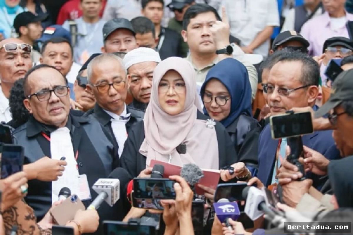 JAKARTA — Tim Hukum Dokter Tifa Desak Kejari Serahkan BAP