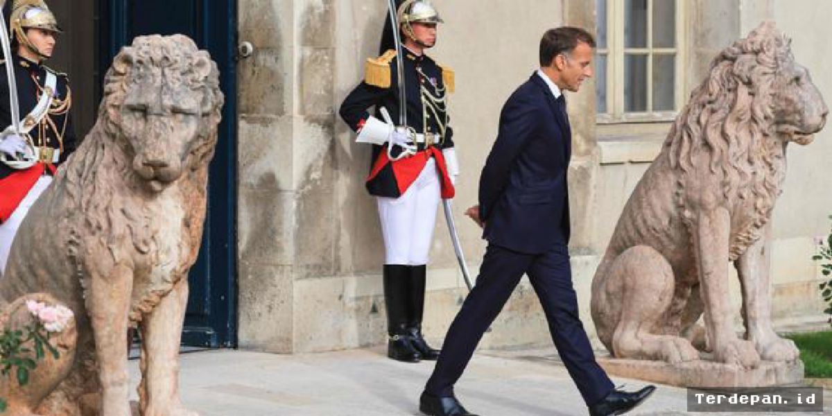 Macron Kumpulkan Pimpinan Partai Bahas Eskalasi Krisis Geopolitik Global