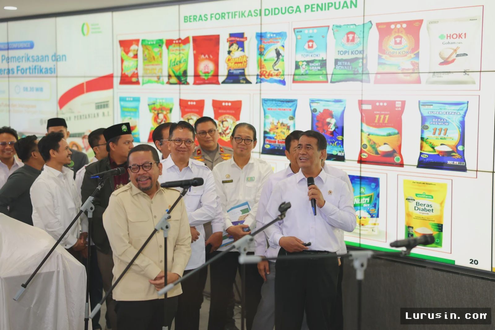 Mentan Amran Klaim Stok Beras Nasional Aman dan Harga Mulai Melandai