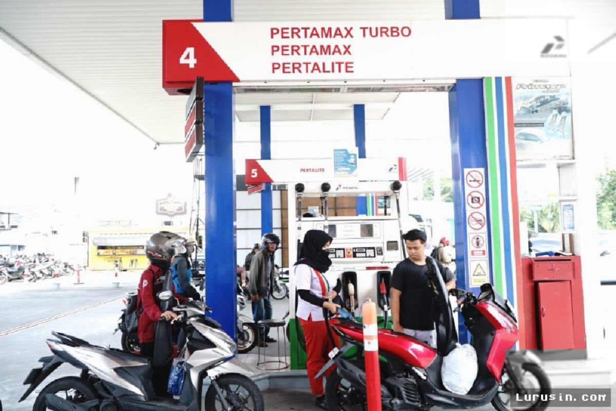 Harga BBM Nonsubsidi Naik, Konsumsi Pertalite Melonjak 11 Persen