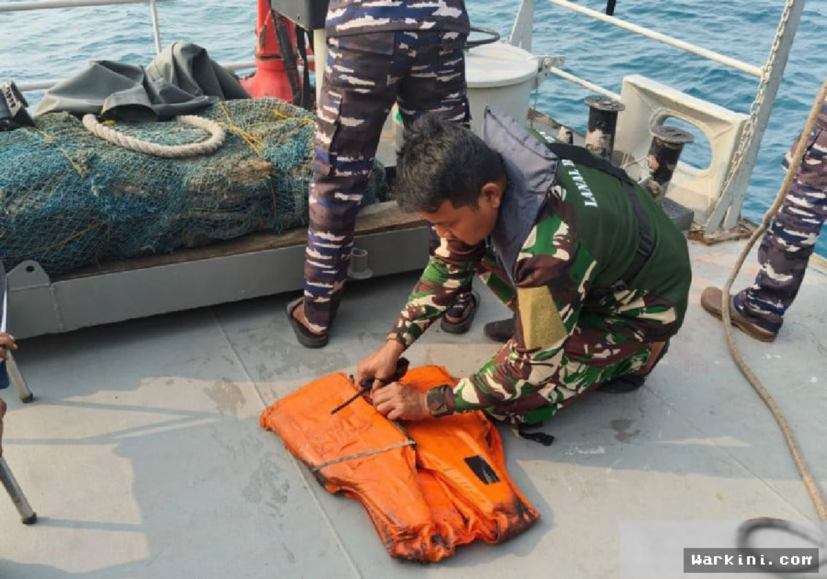 Banten — Tim SAR Identifikasi Temuan Pelampung Jurnalis Hilang di Selat Sunda