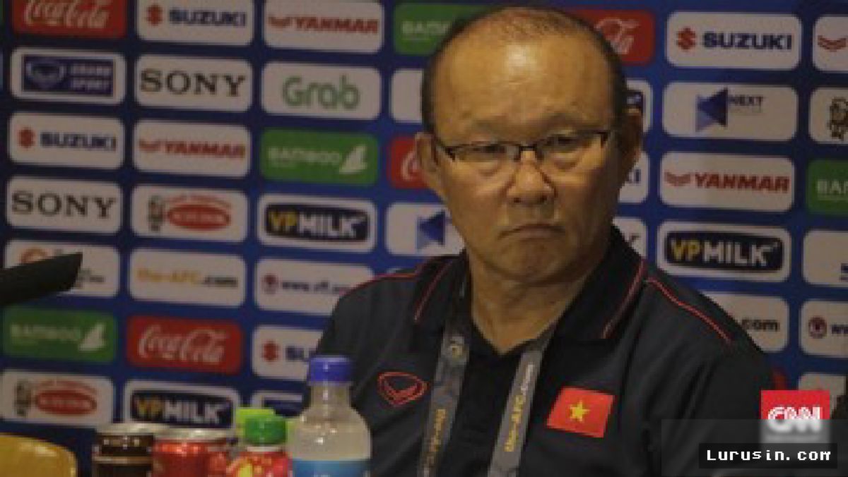 Park Hang-seo Kritik Sepak Bola Thailand, Suporter Changsuek Murka