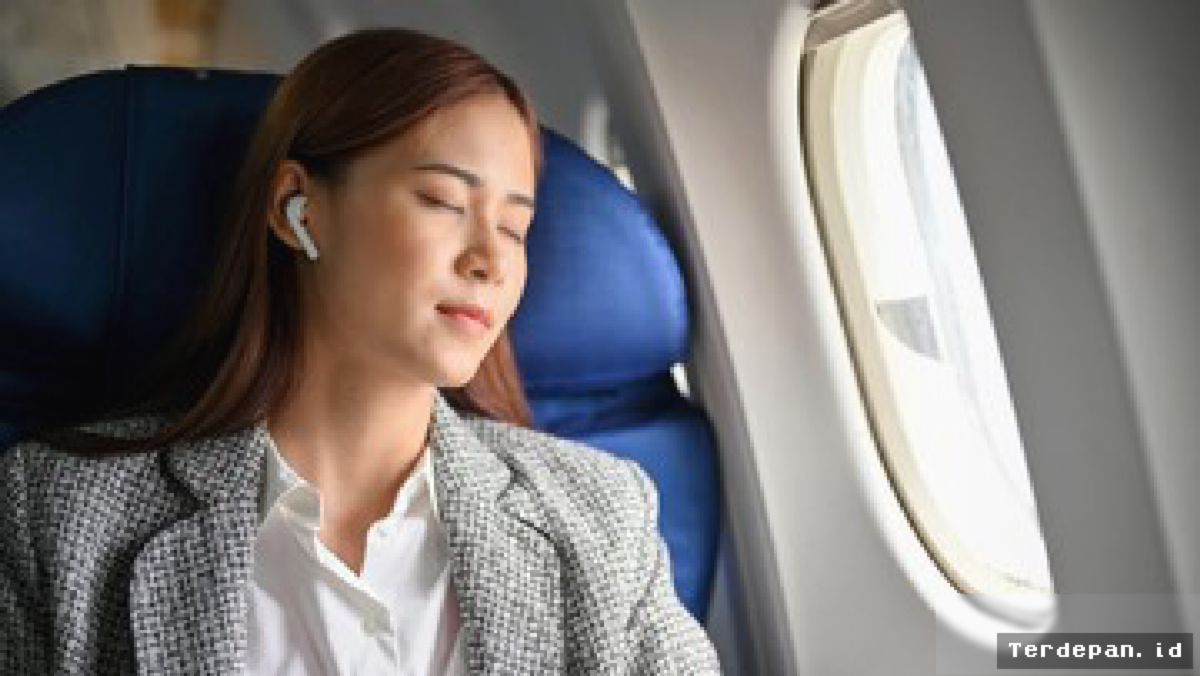 JAKARTA — Pramugari Bagikan Rahasia Tidur Nyenyak Saat Penerbangan Jarak Jauh