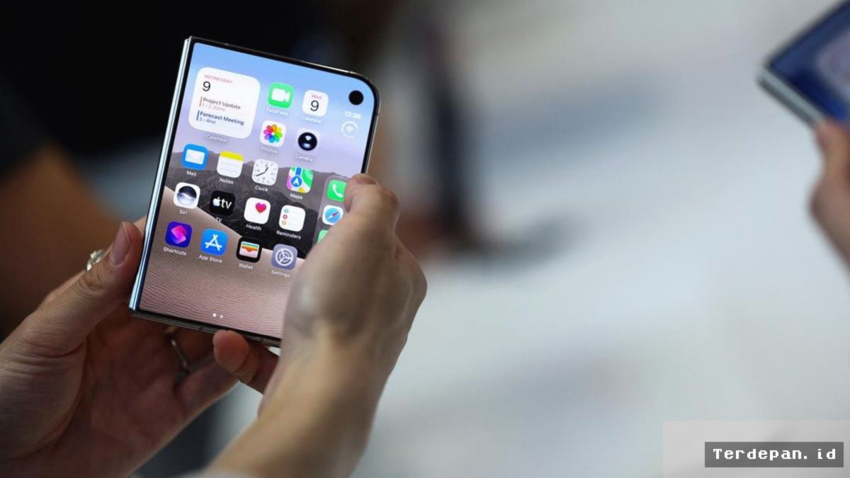 Apple Rilis iOS 27 di Indonesia, Hadirkan Peningkatan Siri AI