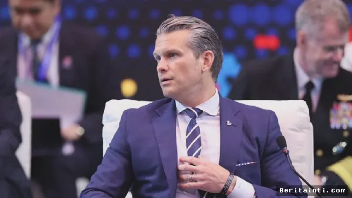 Hegseth Ketemu Menhan ASEAN, Bahas Ketegangan Laut China Selatan