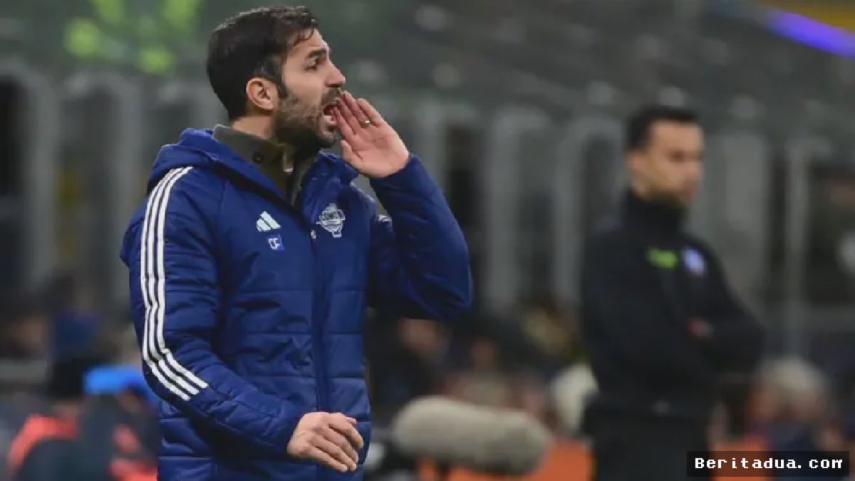 MILAN — Cesc Fabregas Evaluasi Strategi Como Usai Laga San Siro