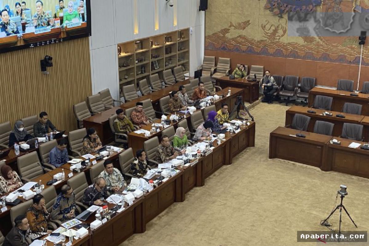 JAKARTA — Kemenkop Tempatkan Manajer Koperasi Merah Putih Pekan Depan