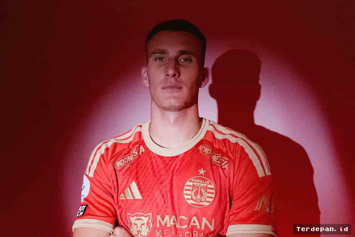 Persija Jakarta Resmi Rekrut Ivan Mamut untuk Musim 2026/2027