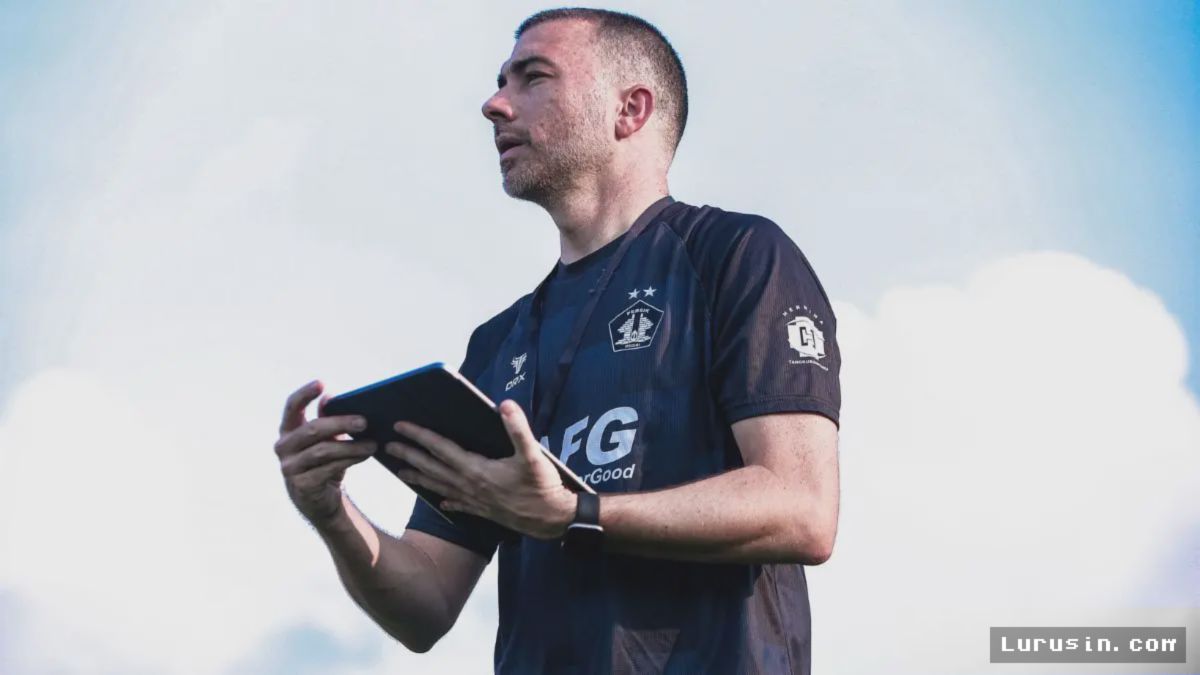 Derbi Jatim: Marcos Reina Kantongi Kelemahan Lini Depan Arema FC