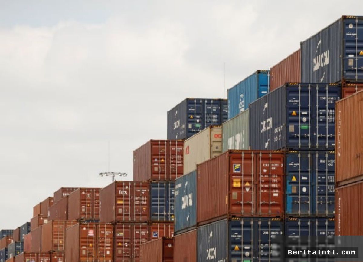GENEVA — WTO Peringatkan Perdagangan Global Berada di Titik Kritis