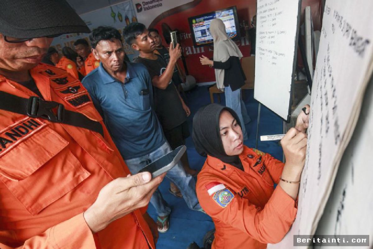 JAKARTA — Tim SAR Cari 140 Penumpang Kapal Virgo Transport Hilang