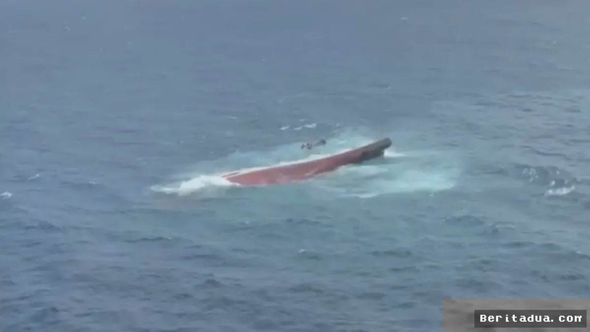 Laut Jawa — Bangkai Kapal Virgo Transport 8 Ditemukan Terbalik