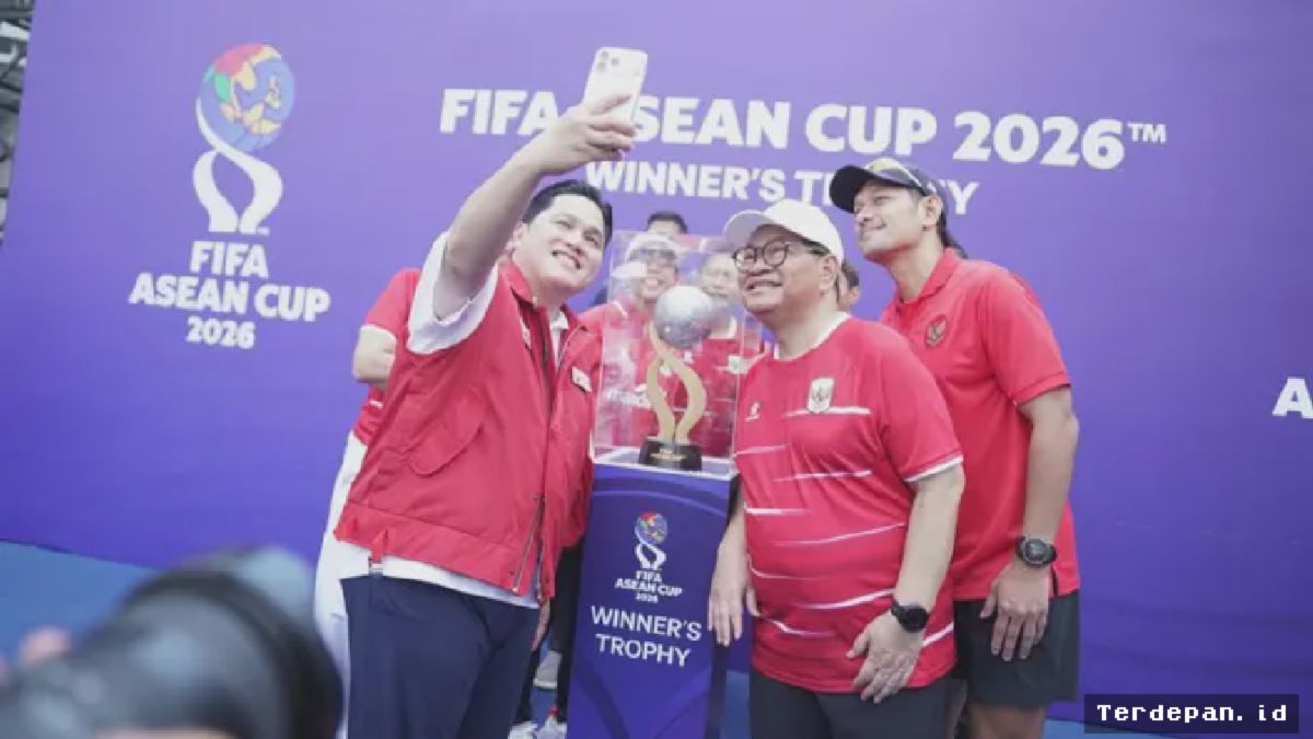 JAKARTA — Trofi FIFA ASEAN Cup 2026 Dipamerkan di Bundaran HI