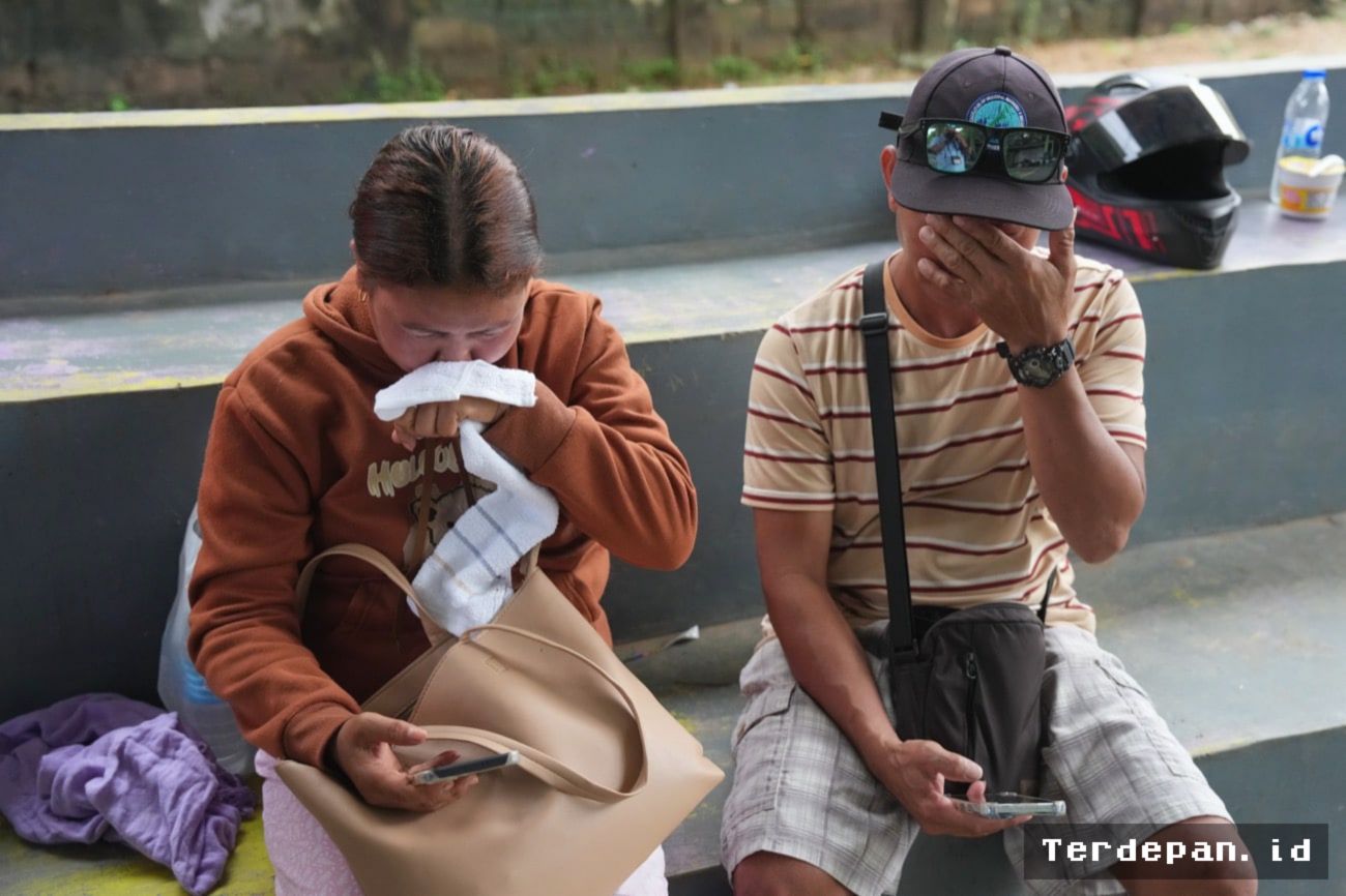 FILIPINA — Korban Tewas Kebakaran Kapal Feri Coron Melonjak 35 Orang