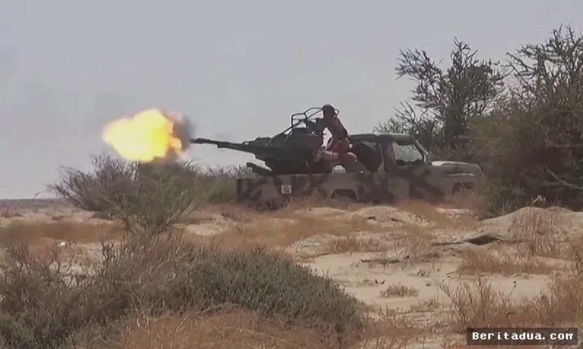 YAMAN — Pasukan Pemerintah Gempur Milisi Houthi di Dekat Perbatasan Saudi