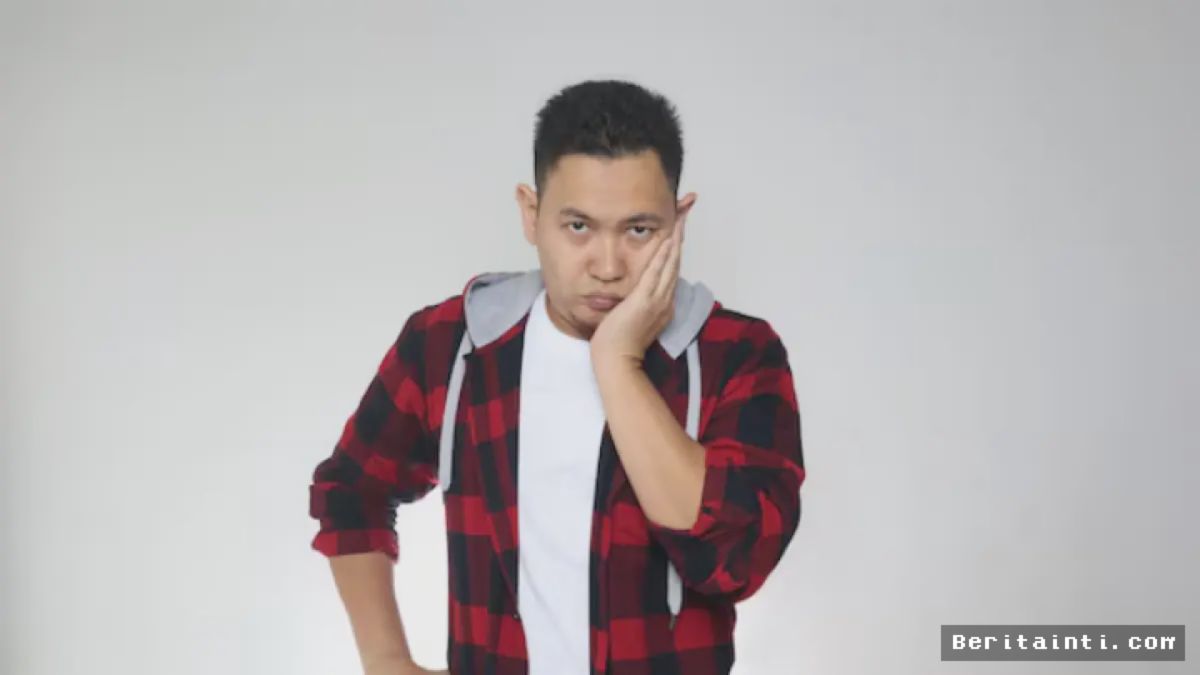 PSIKOLOGI — Interaksi AI Memicu Perilaku Kasar Masyarakat Modern