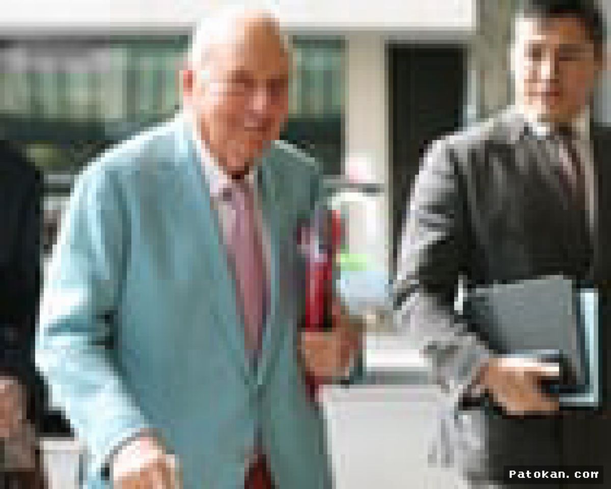 SIDNEY — Mantan Atlet Ungkap Trauma Kasus Pelecehan Seksual Alan Jones