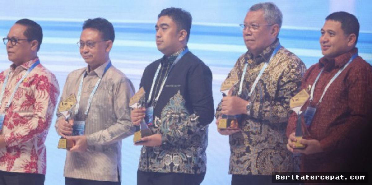 Pemko Medan Raih Penghargaan TP2DD Terbaik Kategori Kota