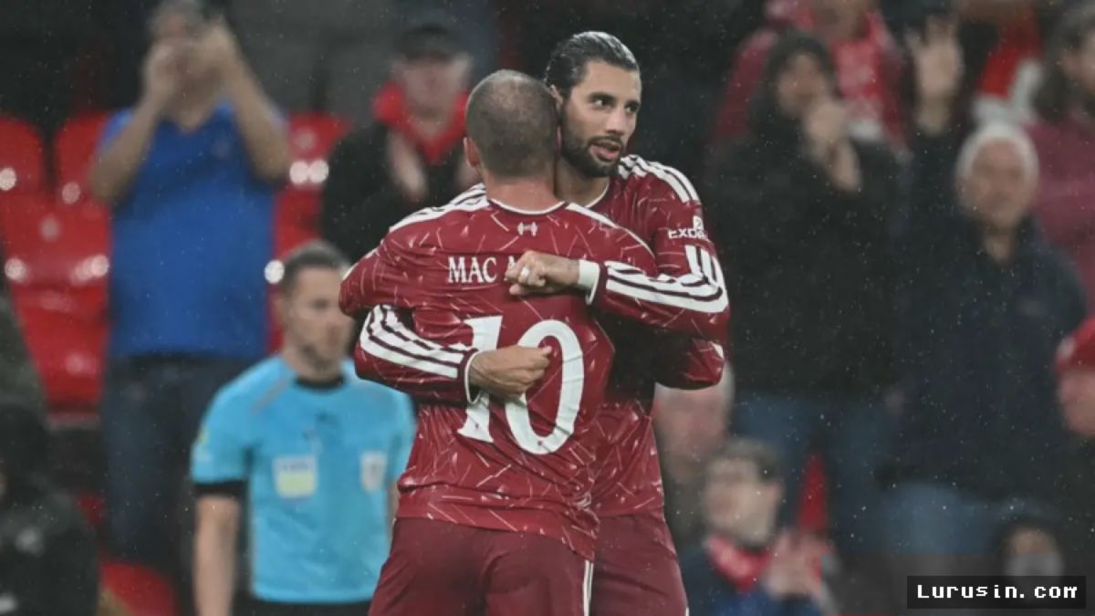 Liverpool Singkirkan Tottenham Hotspur 3-1 di Carabao Cup