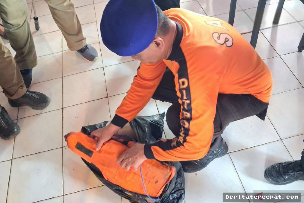Tim SAR Selat Sunda Selidiki Temuan Pelampung di Kawasan Anak Krakatau