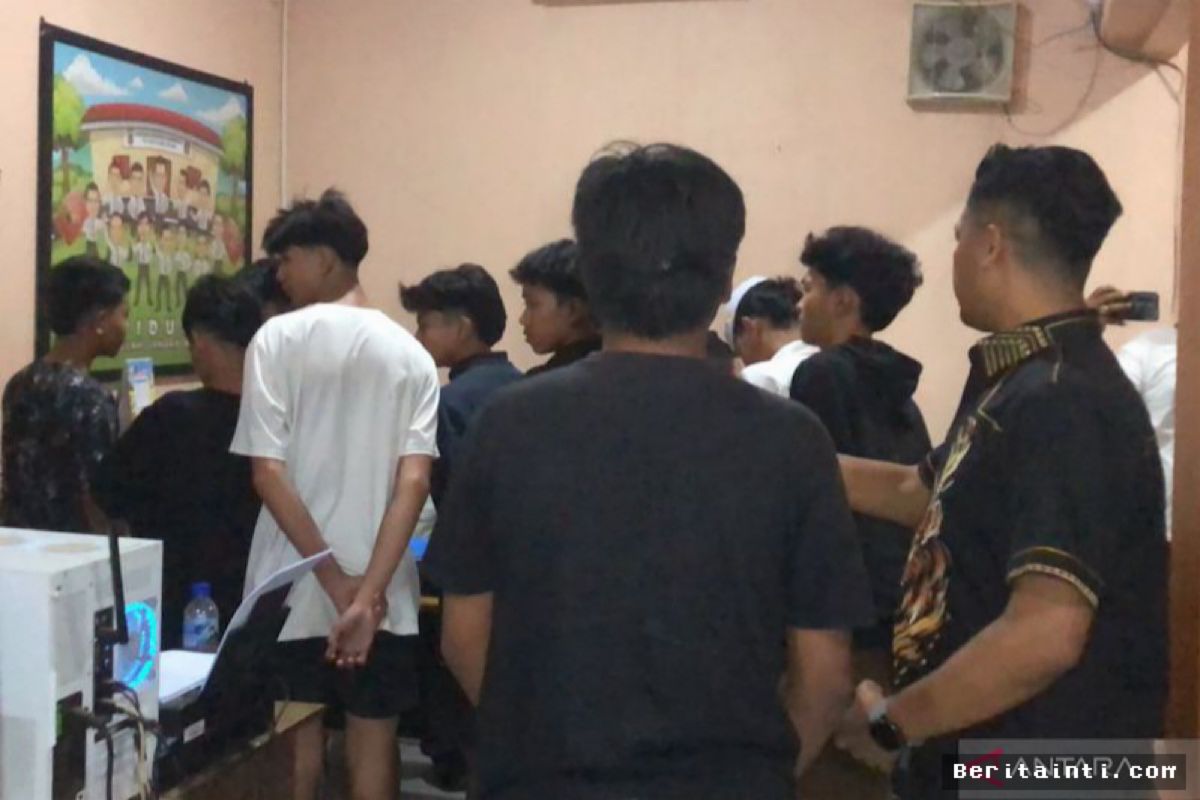 Polisi Mataram Tetapkan Enam Remaja Pembawa Senjata Tajam Jadi Tersangka