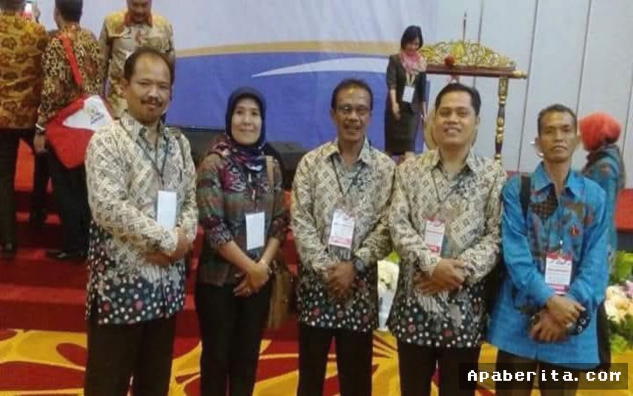 JAKARTA — Eks Honorer K2 Desak Pengangkatan PPPK Jadi PNS Tanpa Tes