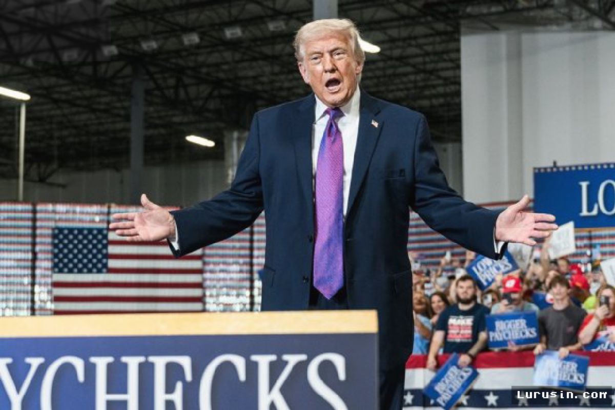 Trump Desak The Fed Pangkas Suku Bunga AS Jadi Terendah