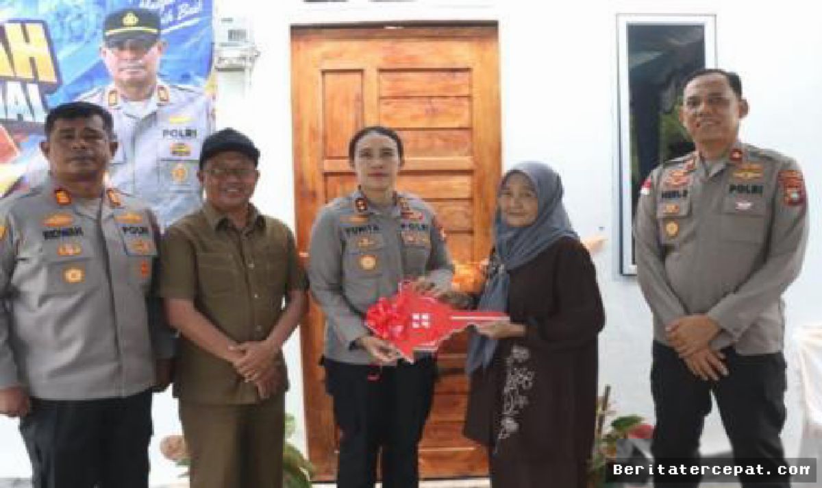 Polres Karimun Serahkan Hasil Bedah Rumah untuk Lansia di Kundur