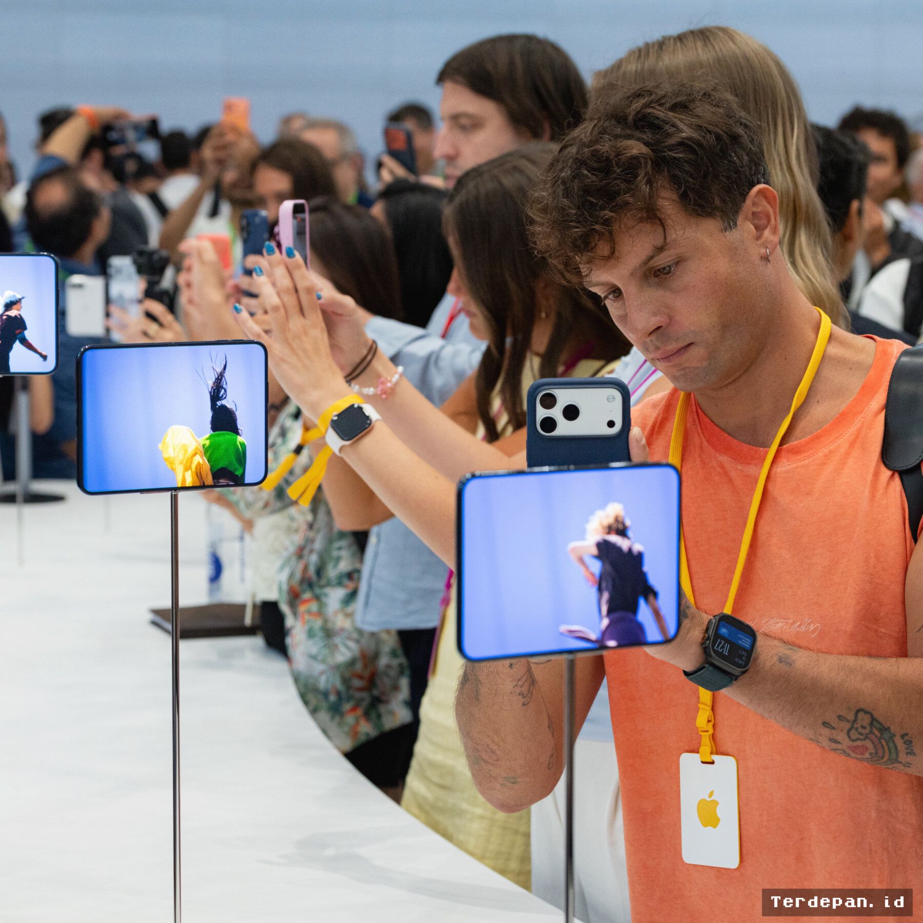 Apple Resmi Rilis Lini iPhone Duo Terbaru di Cupertino