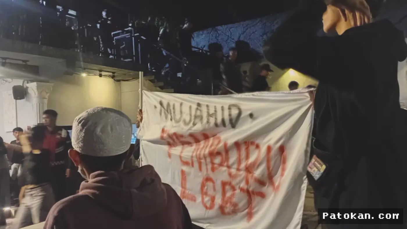 CIANJUR — Massa Gelar Aksi Sweeping Kafe dan Tempat Hiburan Malam